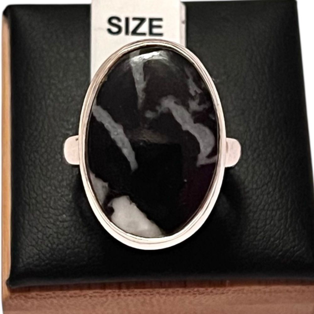 Artisan Large Oval White Buffalo Turquoise Sterling Silver Ring Size 7